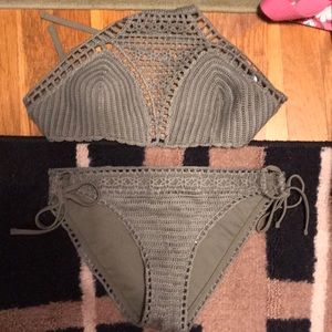 💖A & F // Olive Green Crochet Halter Bikini